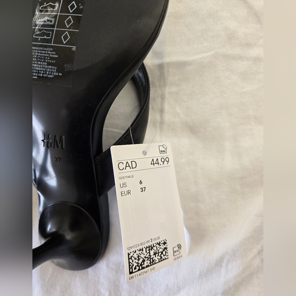 NEW H&M Black Heeled Sandals - Picture 3 of 3